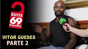 #Suite69 - Pornstar Vitor Guedes Fala Sobre A Experiência De Fazer Passivo Em Cena - Parte 2 - Nosso Twitter @Tvpapomix free video