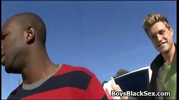 Poor White Guy Sucking Black Cocks To Buy New Tires 13