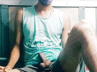 Sexy Men In Train Nude Rubbing His Big Hairy Long Dick free video